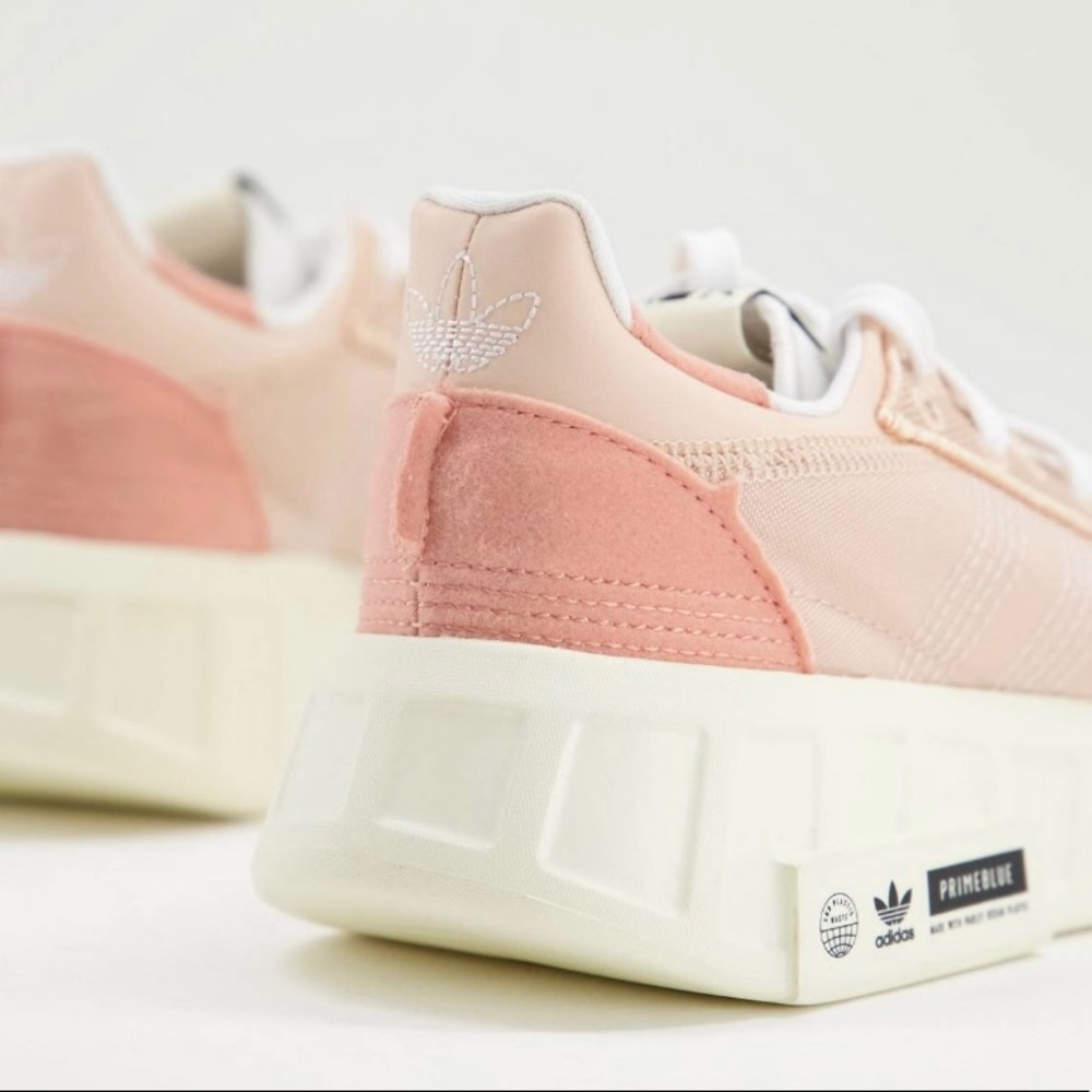 adidas Originals Geodiver sneakers in pink - Picture 3 of 7